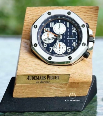 Đồng hồ Audemars Piguet Offshore để bàn