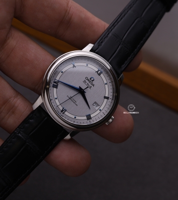 Đồng hồ Omega Deville Silver-tone Dial Leather Band