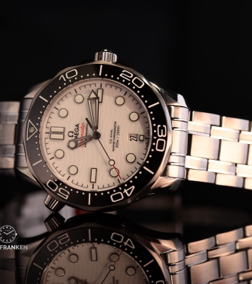Đồng hồ Omega Seamaster 300 - White Dial