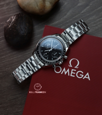 Đồng Hồ Omega Moon Watch