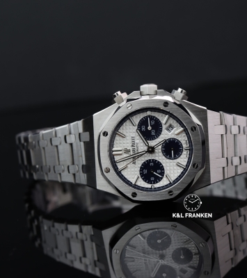 Đồng hồ Audermars Piguet Royal Oak Chronograph Panda