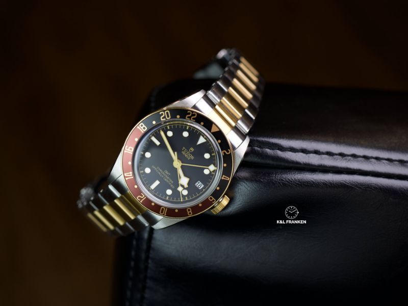 Tudor Black Bay sở hữu bộ máy chuyển động cực tốt